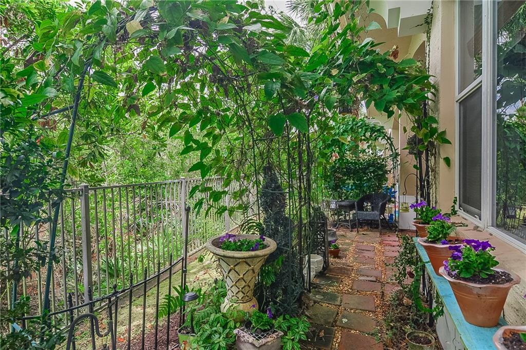 427 Southwest Walking Path Stuart, FL 34997 - Photo 23 of 24 Gallery Image 23