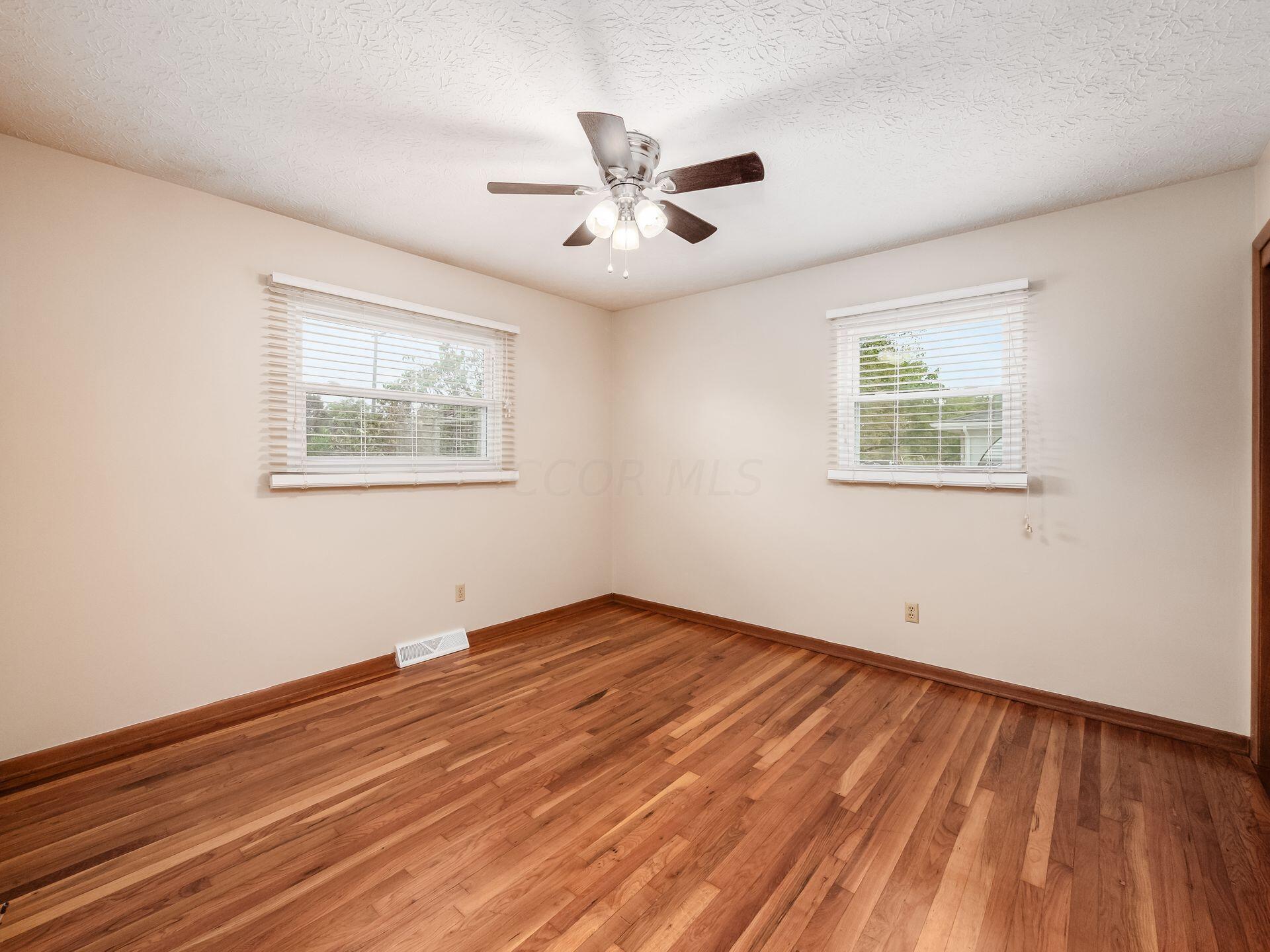 5784 Alkire Road Galloway, OH 43119 - Photo 24 of 45 020_ Rd Galloway OH 43119 USA