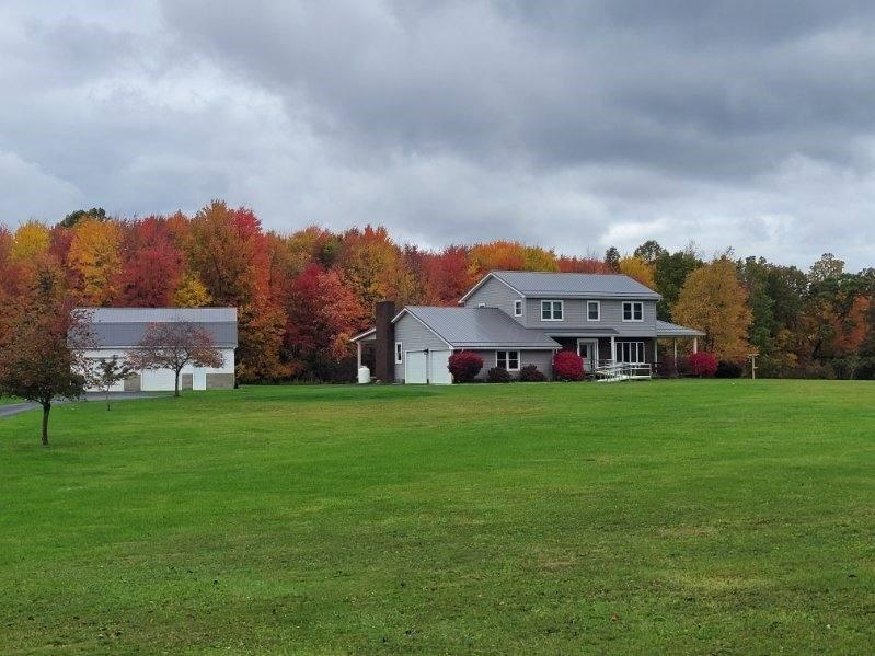 1327 Bend Road Mercer, PA 16137 - Photo 1 of 24