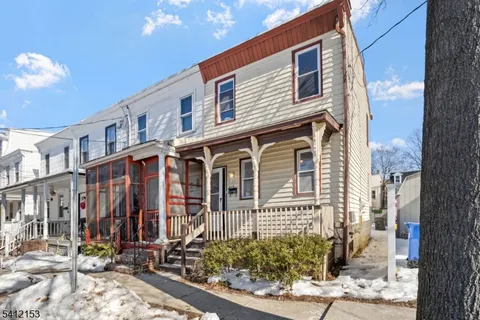 $269,000 | 415 Wood Street, Burlington, NJ 08016