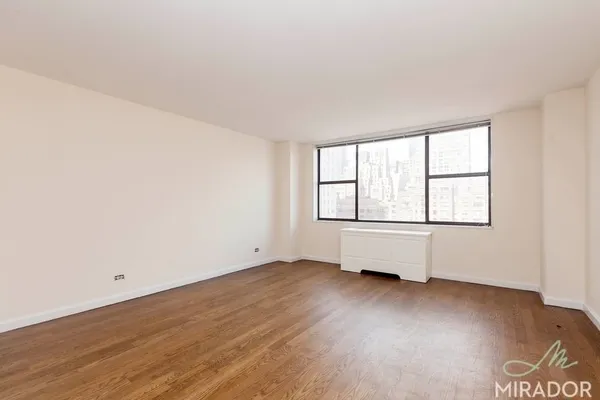 $3,775 | 330 East 39th Street, Unit 36K | Murray Hill