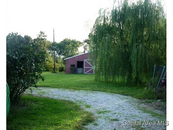 10119 Meredith Road Carlinville, IL 62626 - Photo 14 of 24