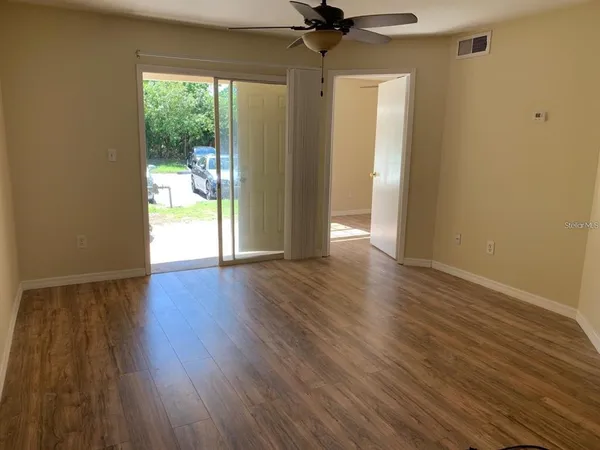 $1,200 | 1940 Lake Atriums Circle, Unit 92, Orlando, FL 32839