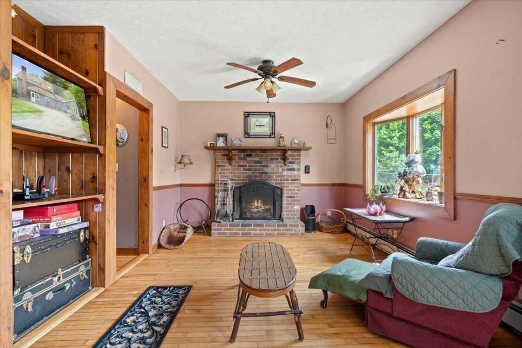 113 Harrington Road Charlton, MA 01507 - Photo 17 of 41