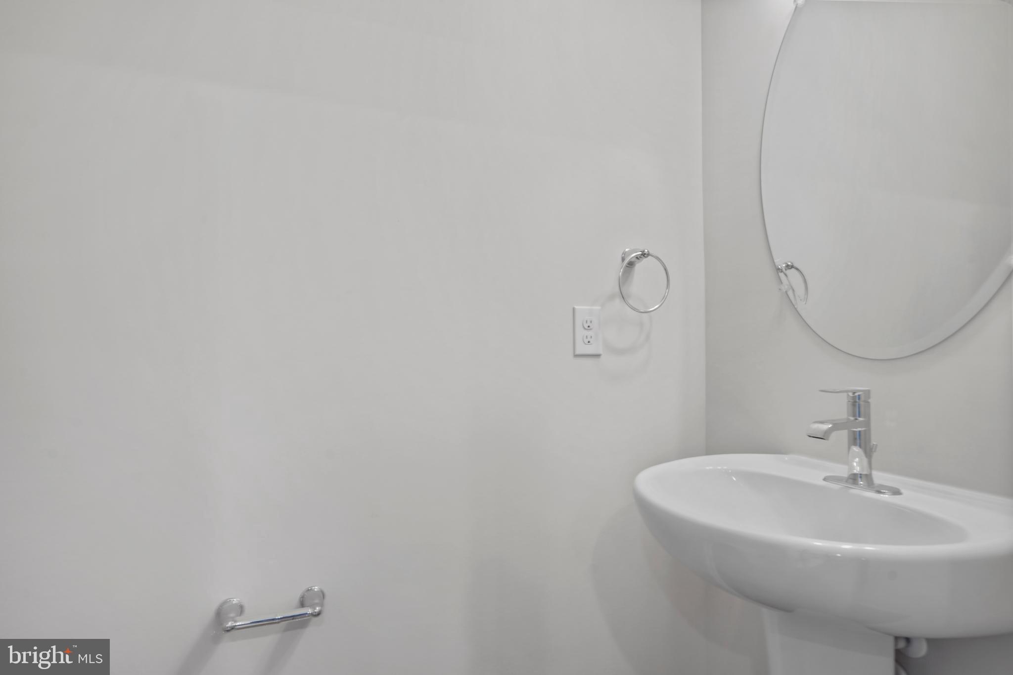 495 Ensemble Way Frederick, MD 21701 - Photo 15 of 35 Powder Room