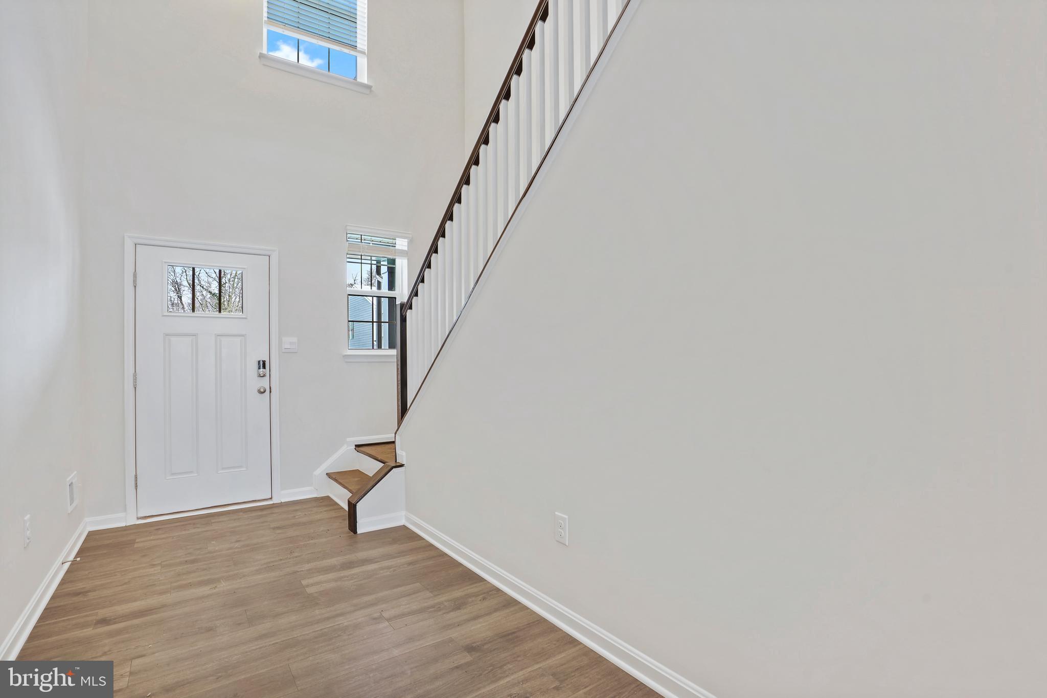 495 Ensemble Way Frederick, MD 21701 - Photo 3 of 35 Foyer