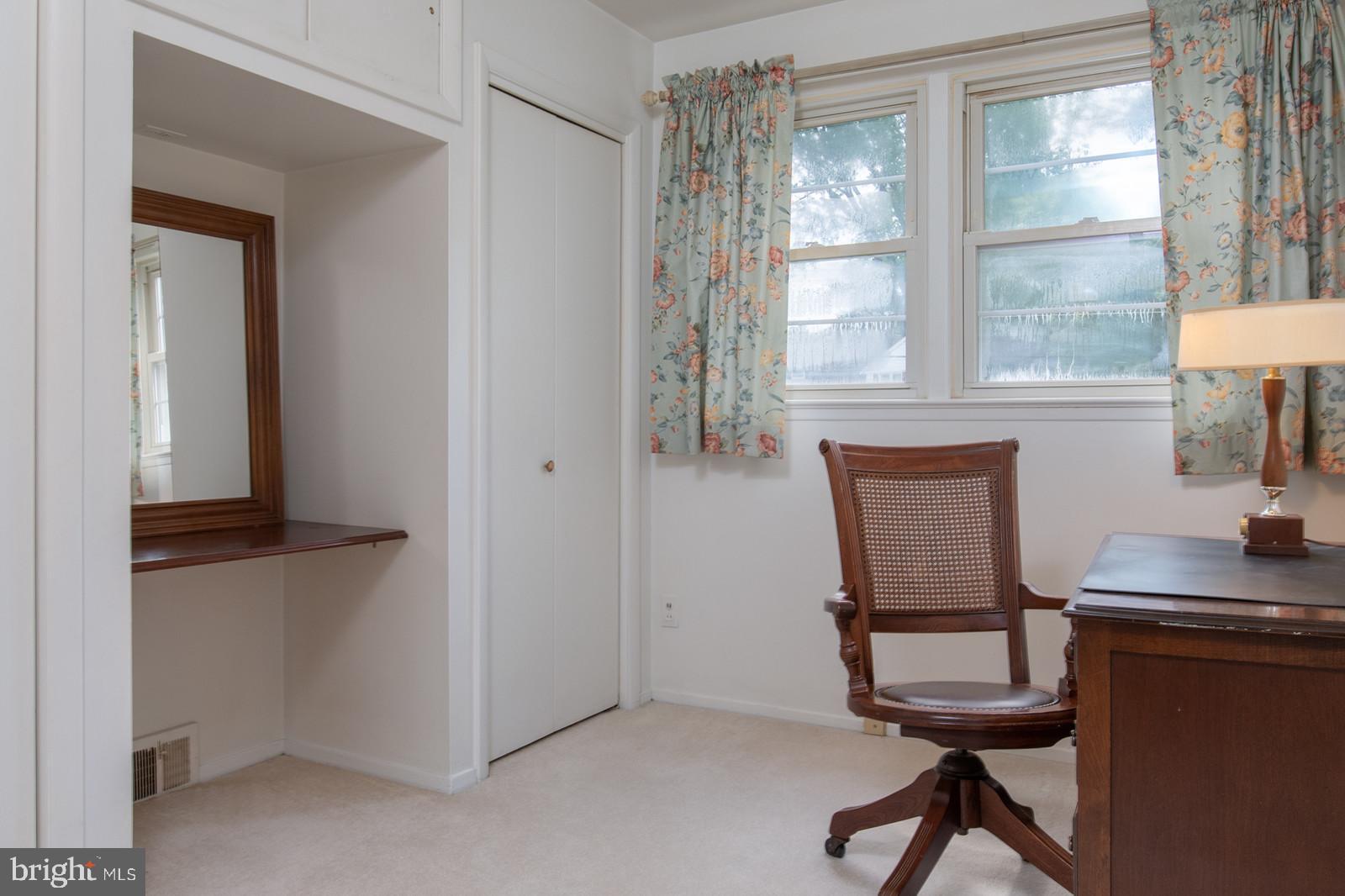 5942 Atteentee Road Springfield, VA 22150 - Photo 24 of 38 3rd Bedroom with two closets and built in desk