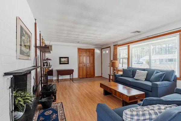 $649,000 | 20 Donna Road, Chelmsford, MA 01824