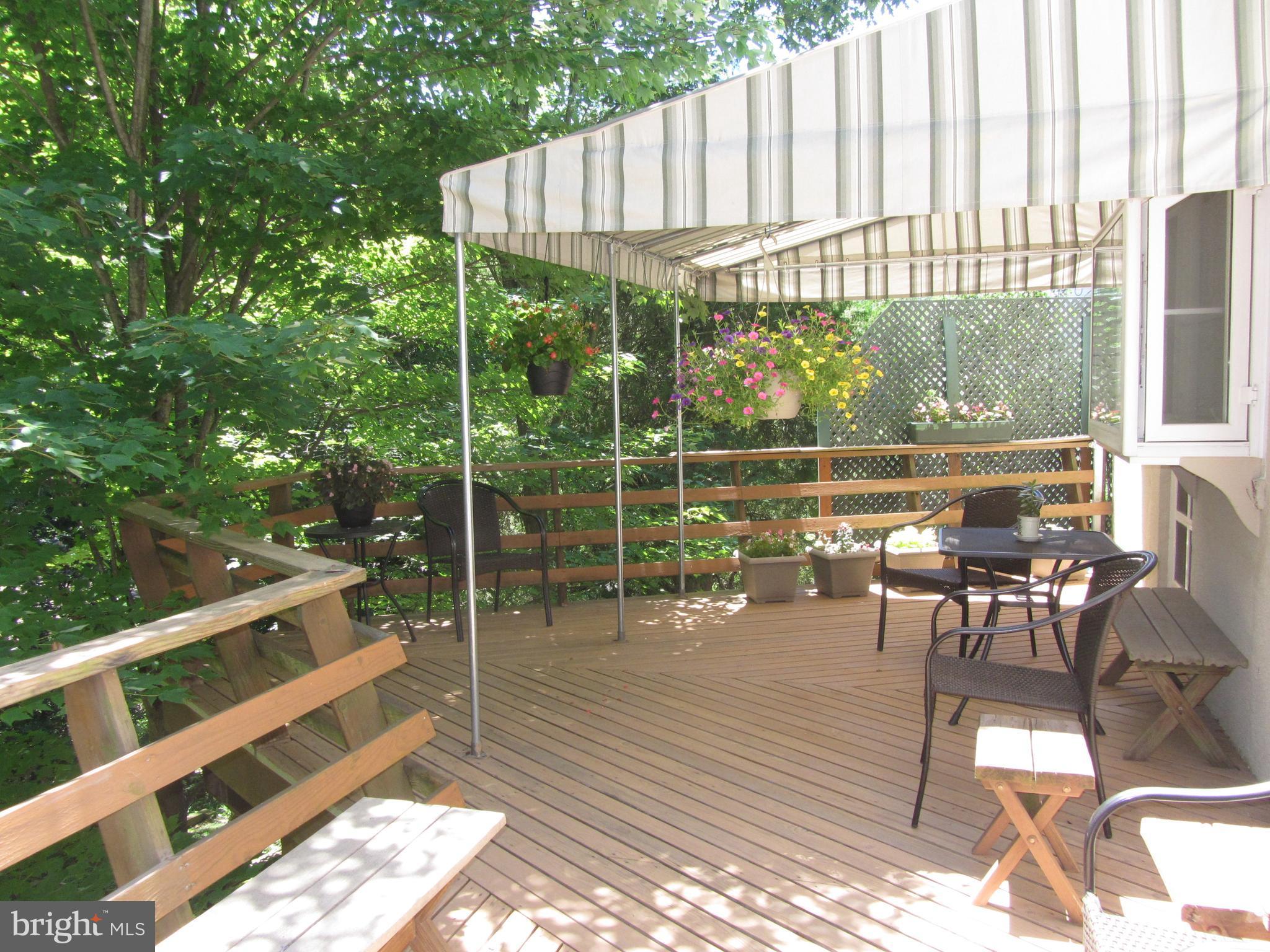 417 Range Road Baltimore, MD 21204 - Photo 27 of 30 Deck with Awning