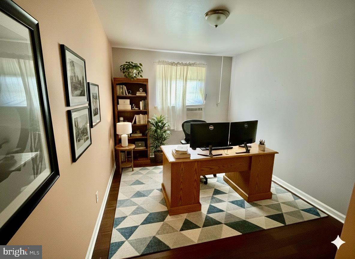 11711 Brandon Road Philadelphia, PA 19154 - Photo 11 of 15 2nd Floor second Bdrm use as home office.