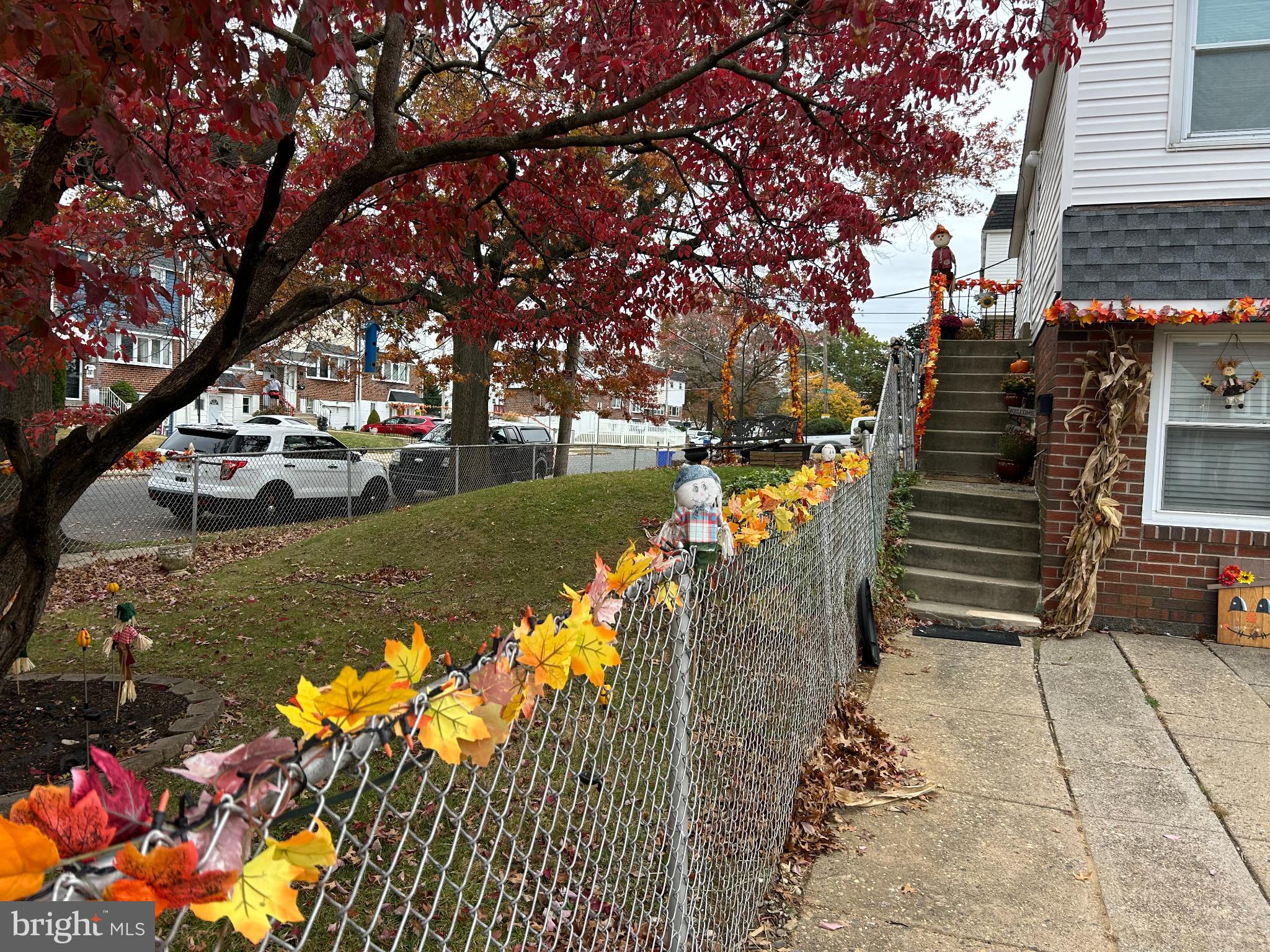11711 Brandon Road Philadelphia, PA 19154 - Photo 12 of 15 Autumn hues adorn a charming walkway.