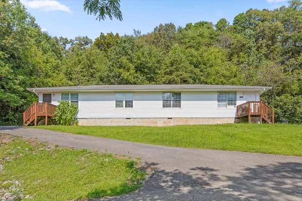 $900,000 | 11215 Dayton Pike, Soddy Daisy, TN 37379