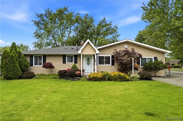 $379,900 | 158 Pryor Avenue, Tonawanda, NY 14150