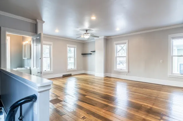 $1,800 | 1020 West Wayne Street, Unit 201, Fort Wayne, IN 46802