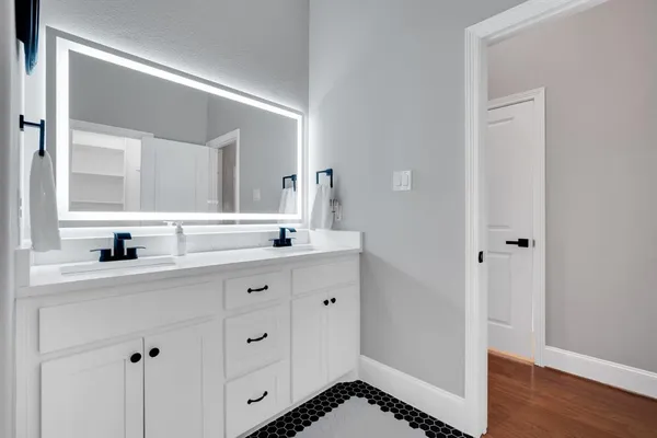 $3,300 | 209 Cody Hunter, Midlothian, TX 76065