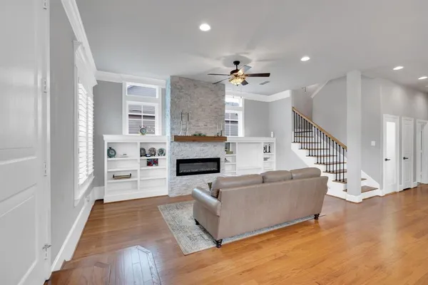 $3,300 | 209 Cody Hunter, Midlothian, TX 76065