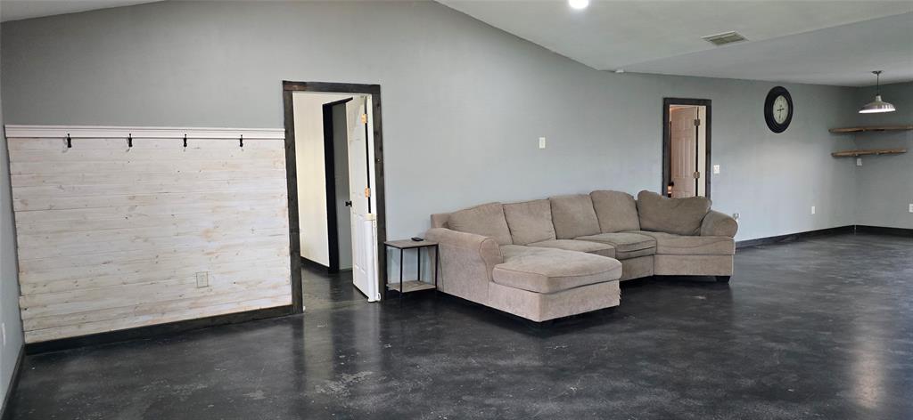 1410 County Road 1235 Point, TX 75472 - Photo 11 of 30