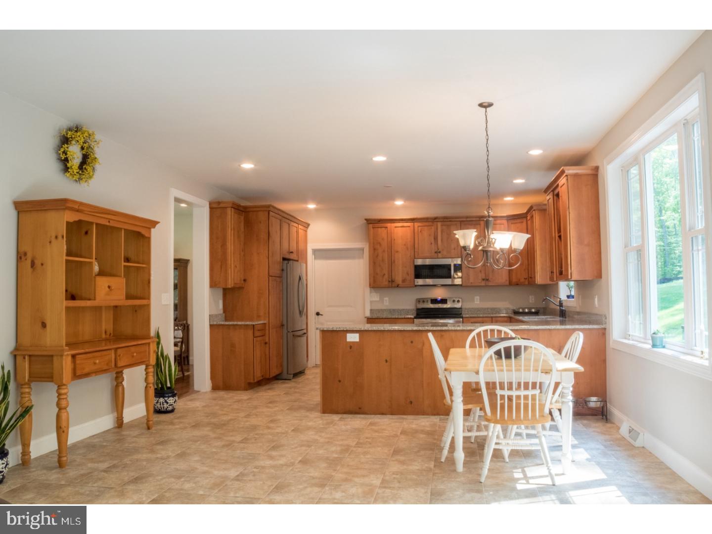 1730 Shadyside Road Downingtown, PA 19335 - Photo 9 of 23 Gallery Image 9