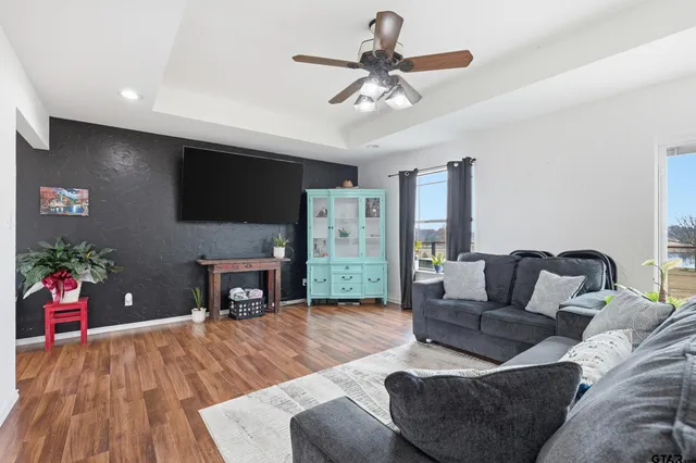 $634,200 | 8919 Cr 2310 Sulphur Springs, Pickton, TX 75471