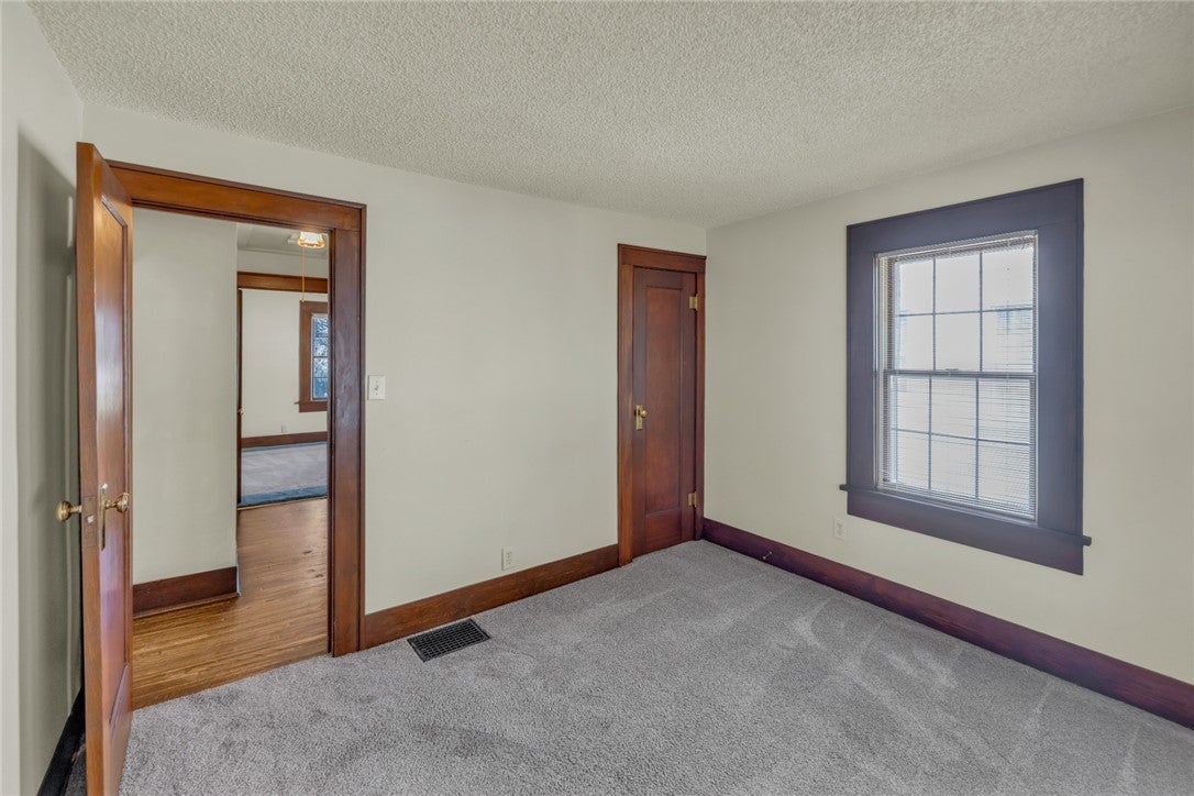 9 Central Drive Decatur, IL 62526 - Photo 11 of 24 Gallery Image 11