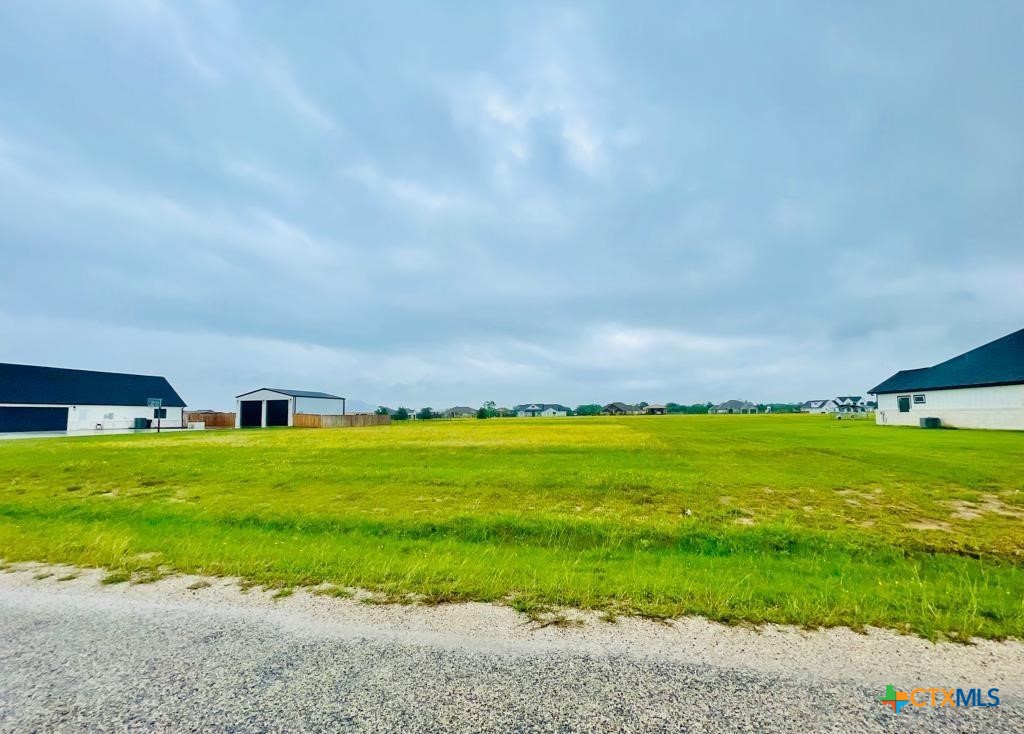 857 Sendera Loop Victoria, TX 77904 - Photo 2 of 4