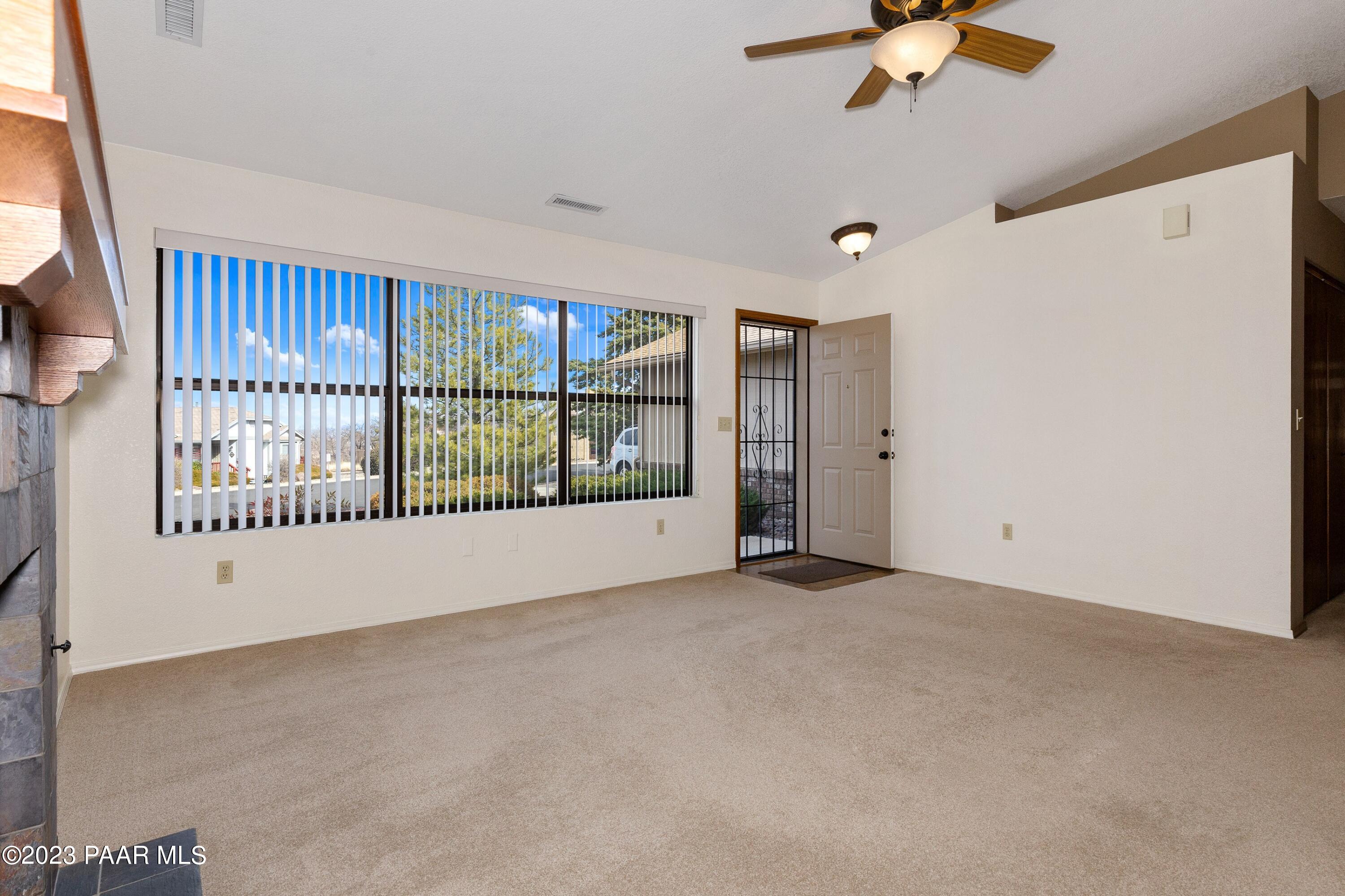 3131 Table Lands Road Prescott, AZ 86301 - Photo 3 of 25 003_Living Room