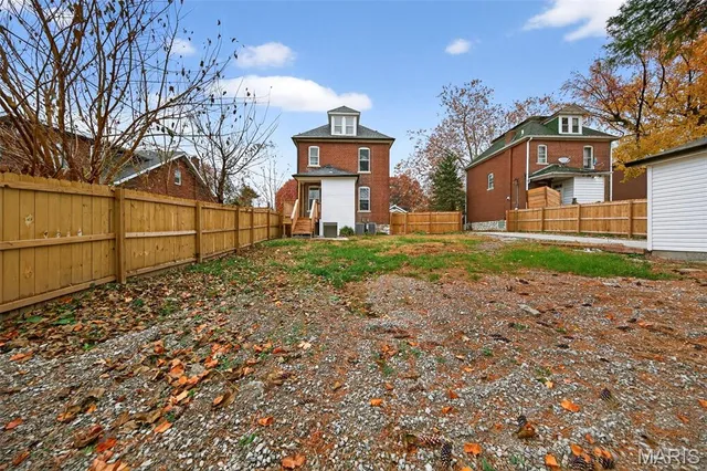 $498,000 | 6206 Victoria Avenue, St. Louis, MO 63139