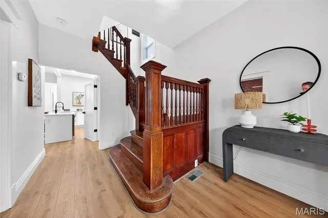 $498,000 | 6206 Victoria Avenue, St. Louis, MO 63139