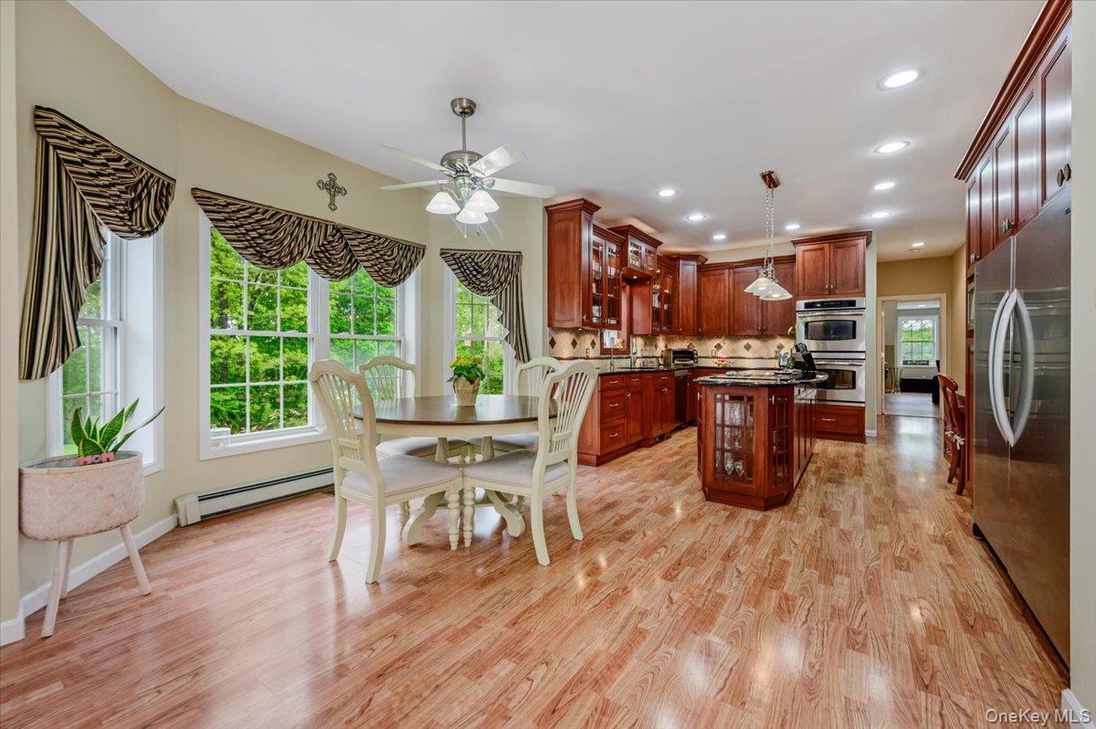 24 Muscoot Road East Mahopac, NY 10541 - Photo 16 of 46