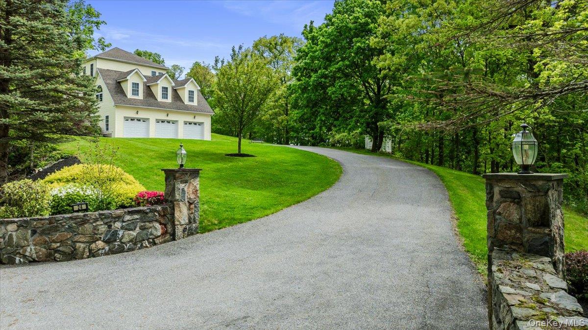 24 Muscoot Road East Mahopac, NY 10541 - Photo 43 of 46