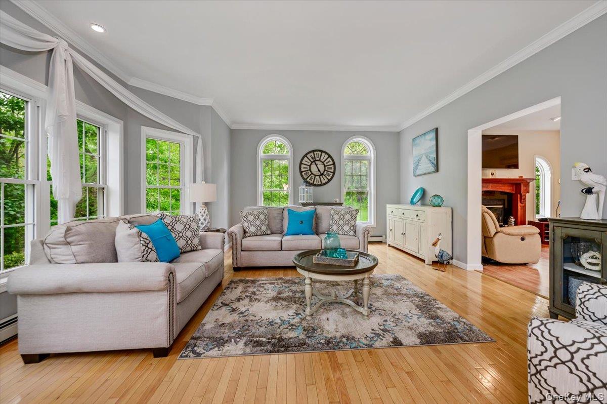 24 Muscoot Road East Mahopac, NY 10541 - Photo 5 of 46 Formal living room