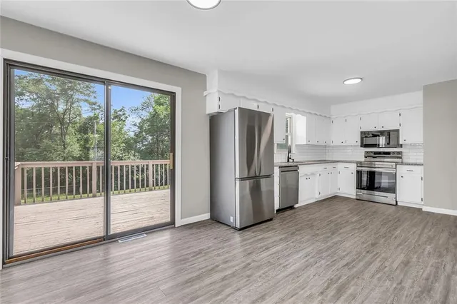 $2,500 | 1105 West Forest Drive, Olathe, KS 66061