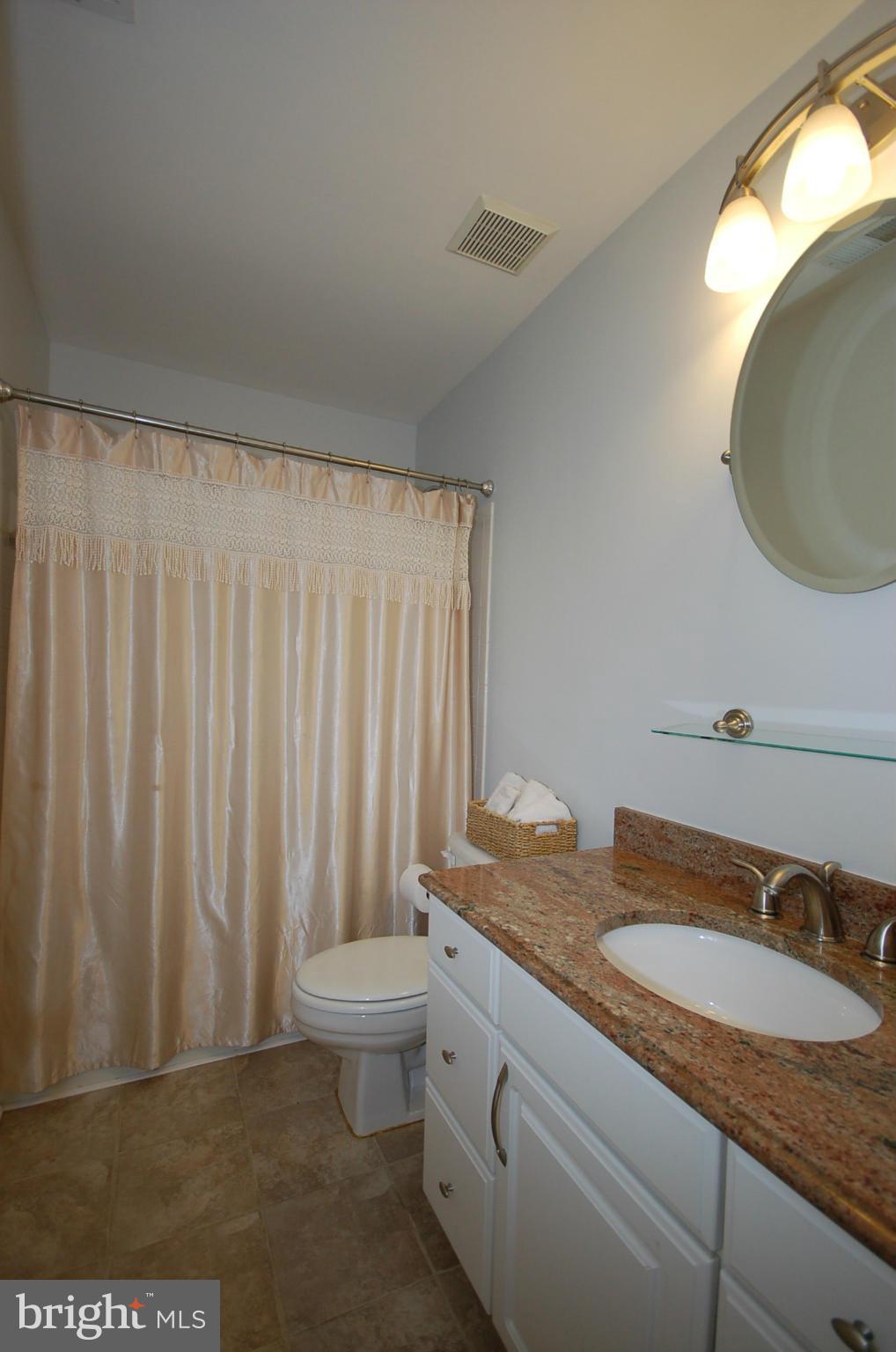 2103 Chippewa Place Silver Spring, MD 20906 - Photo 20 of 30 Hall Bath