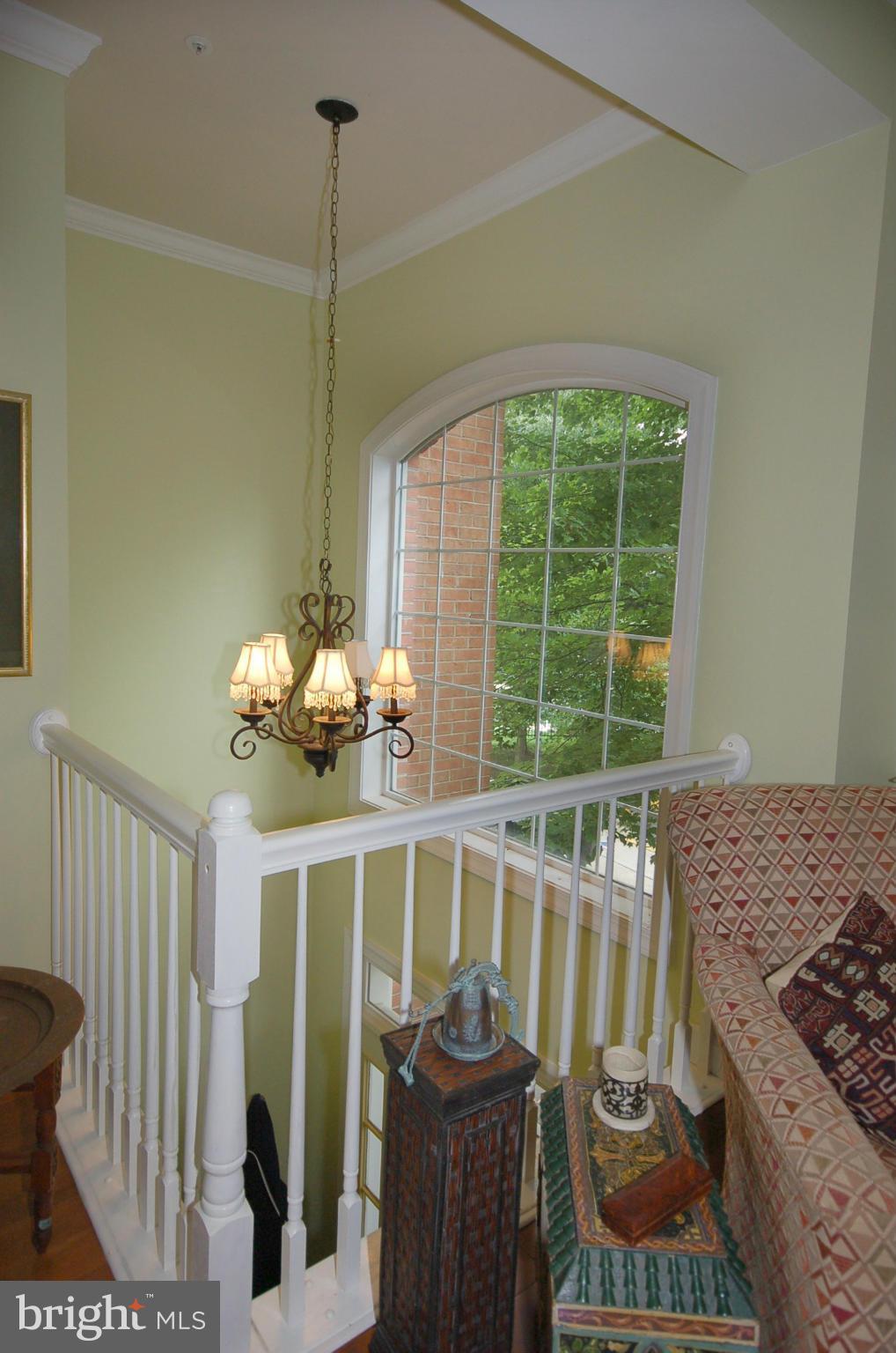 2103 Chippewa Place Silver Spring, MD 20906 - Photo 3 of 30 Foyer