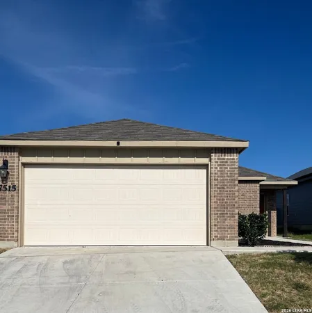 $1,650 | 7515 Crestway Ridge, San Antonio, TX 78244
