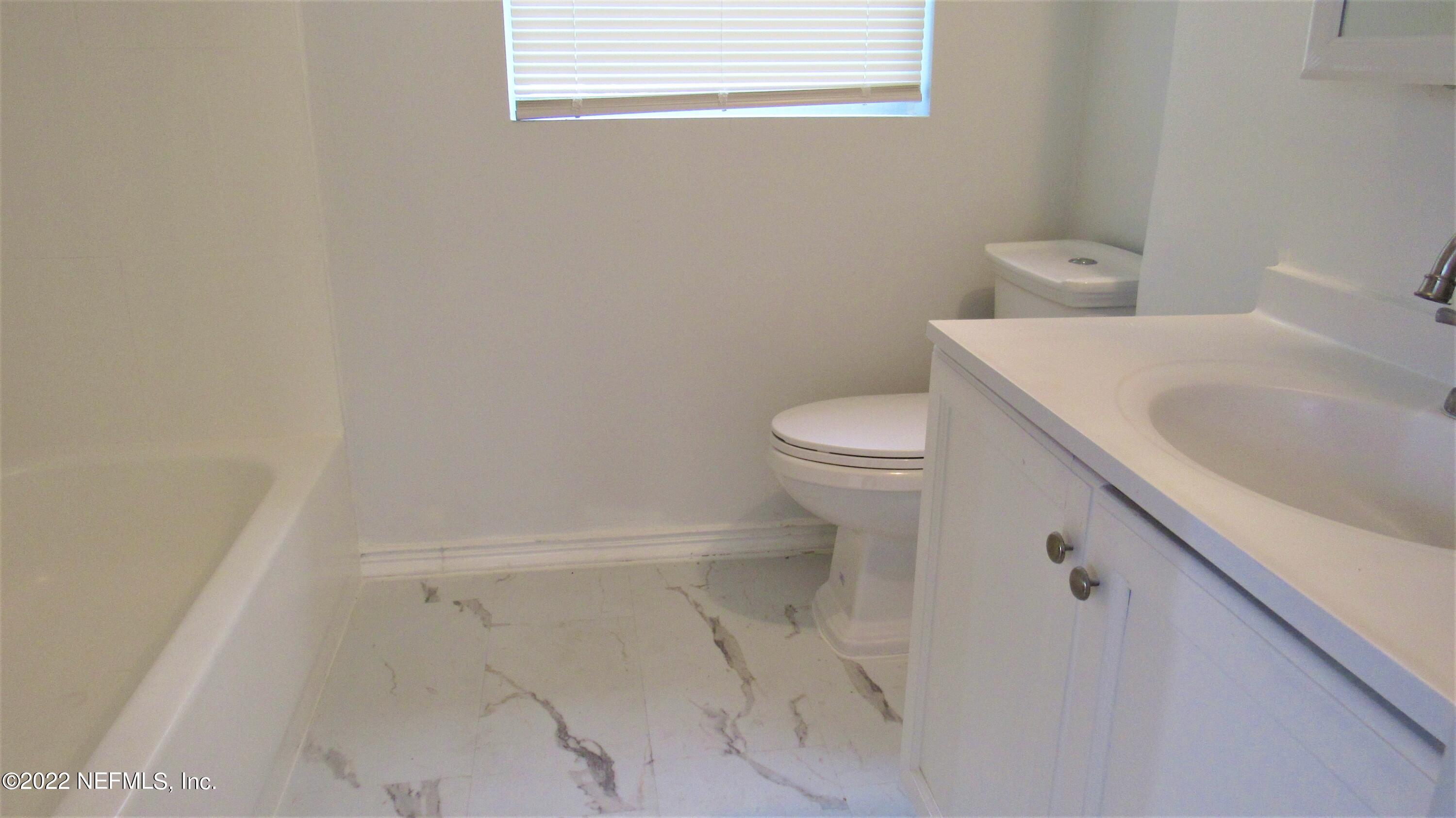 313 Arlington Road North Jacksonville, FL 32211 - Photo 10 of 11 Owners suite bathroom