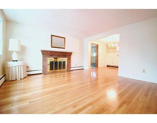 38 Rindone Street Holbrook, MA 02343 - Photo 5 of 15