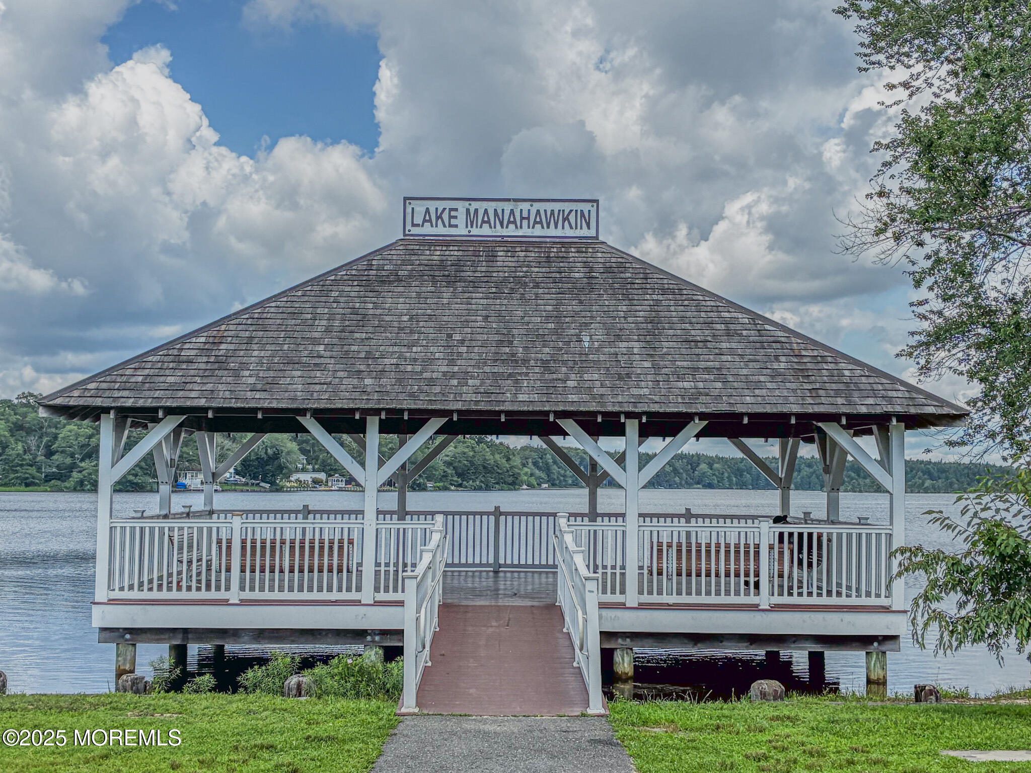 113 Compass Road Manahawkin, NJ 08050 - Photo 33 of 40 Lake