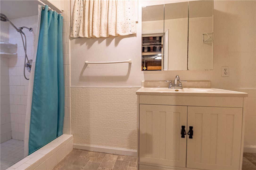 503 North 34th Street Decatur, IL 62521 - Photo 26 of 37 LL bath