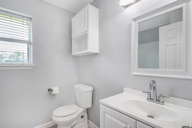 $507,999 | 5718 Gloucester Drive, Tyler, TX 75707