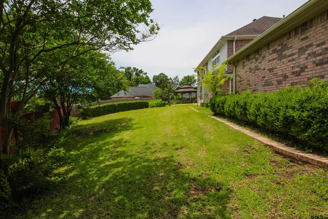 $507,999 | 5718 Gloucester Drive, Tyler, TX 75707