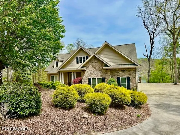 $1,899,000 | 200 Smoky Rock Lane, Jacksboro, TN 37757