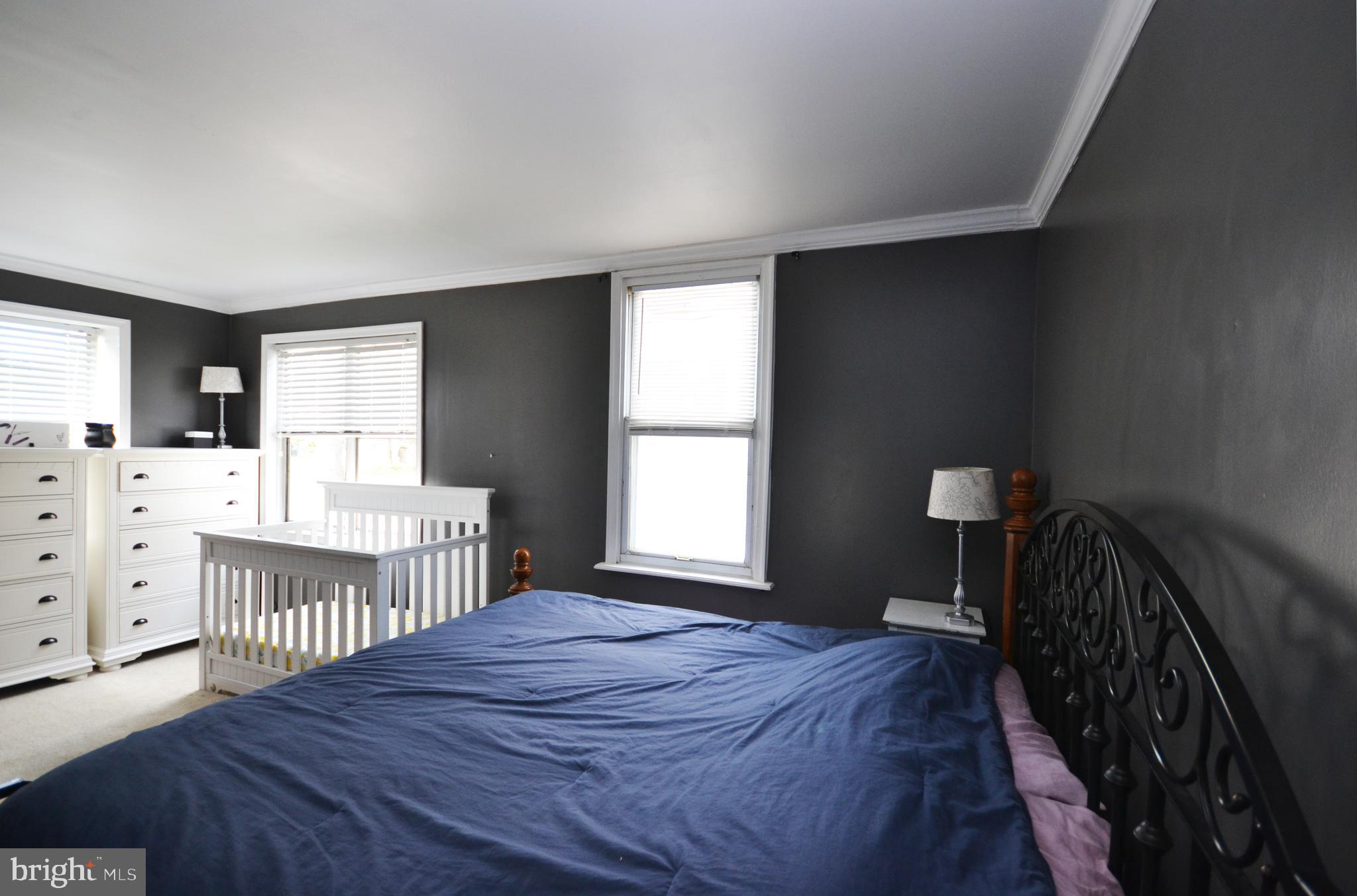 4109 Oak Road Baltimore, MD 21227 - Photo 13 of 21
