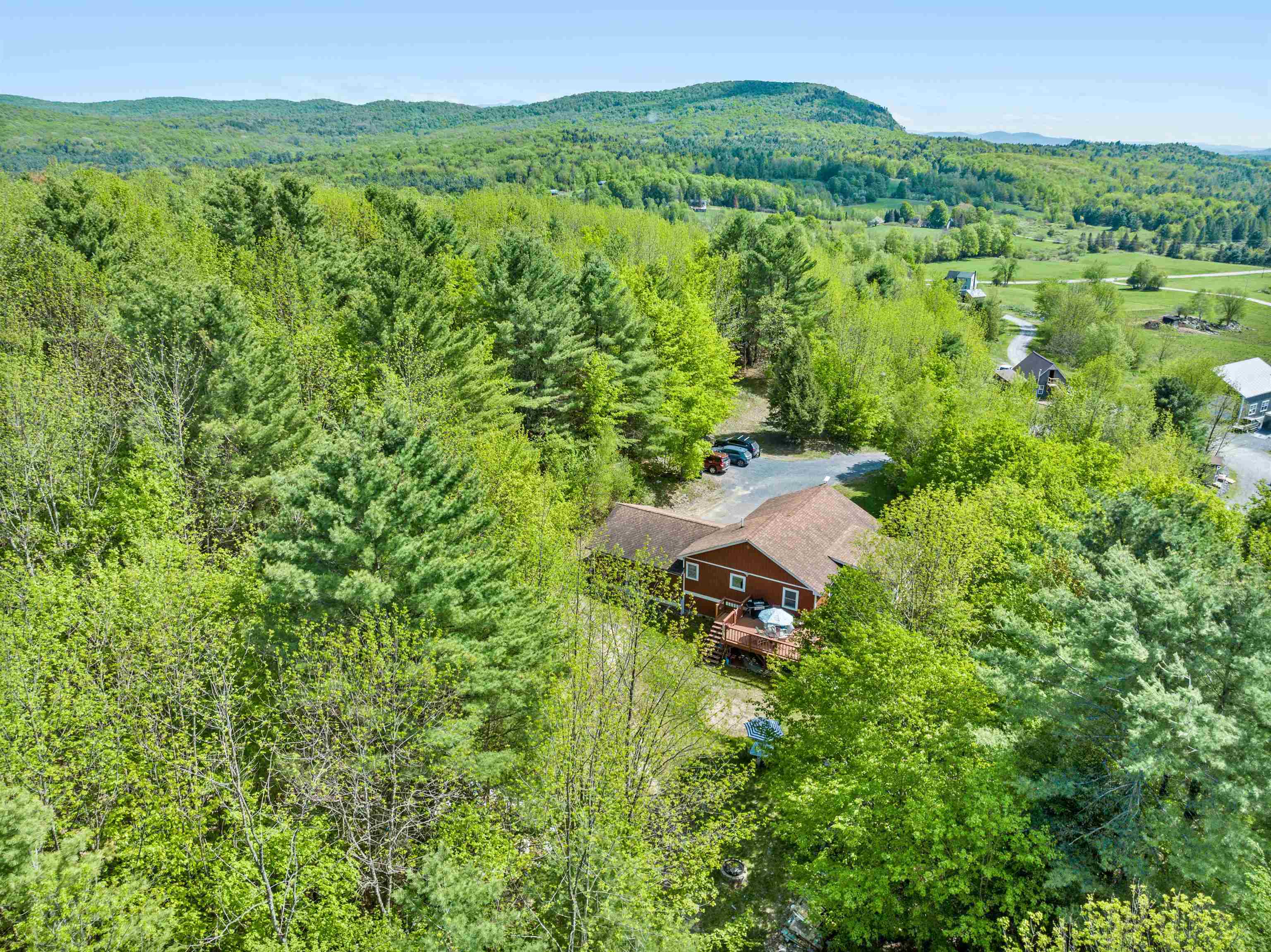 156 Whitetail Way Fletcher, VT 05454 - Photo 3 of 43