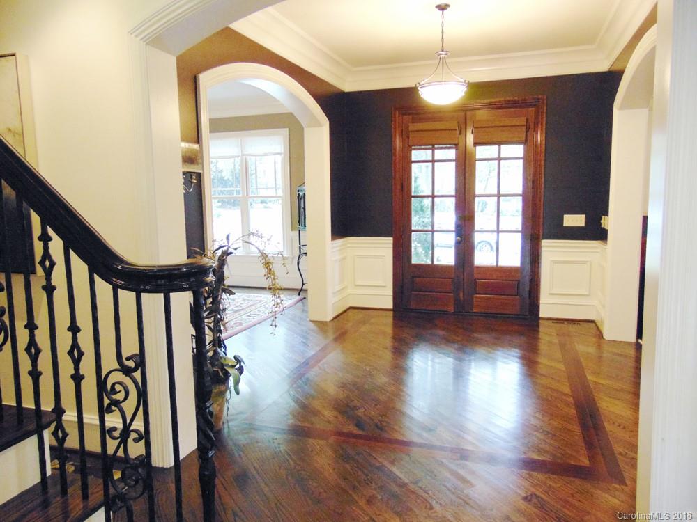 1130 Andover Road Charlotte, NC 28211 - Photo 2 of 36
