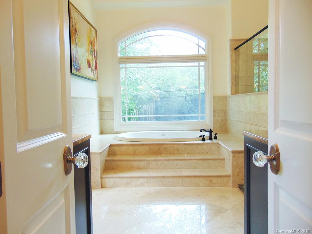 1130 Andover Road Charlotte, NC 28211 - Photo 16 of 36