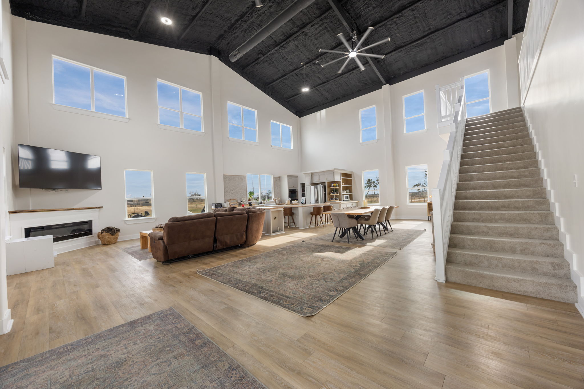 735 County Road 304 East Jarrell, TX 76537 - Photo 2 of 40