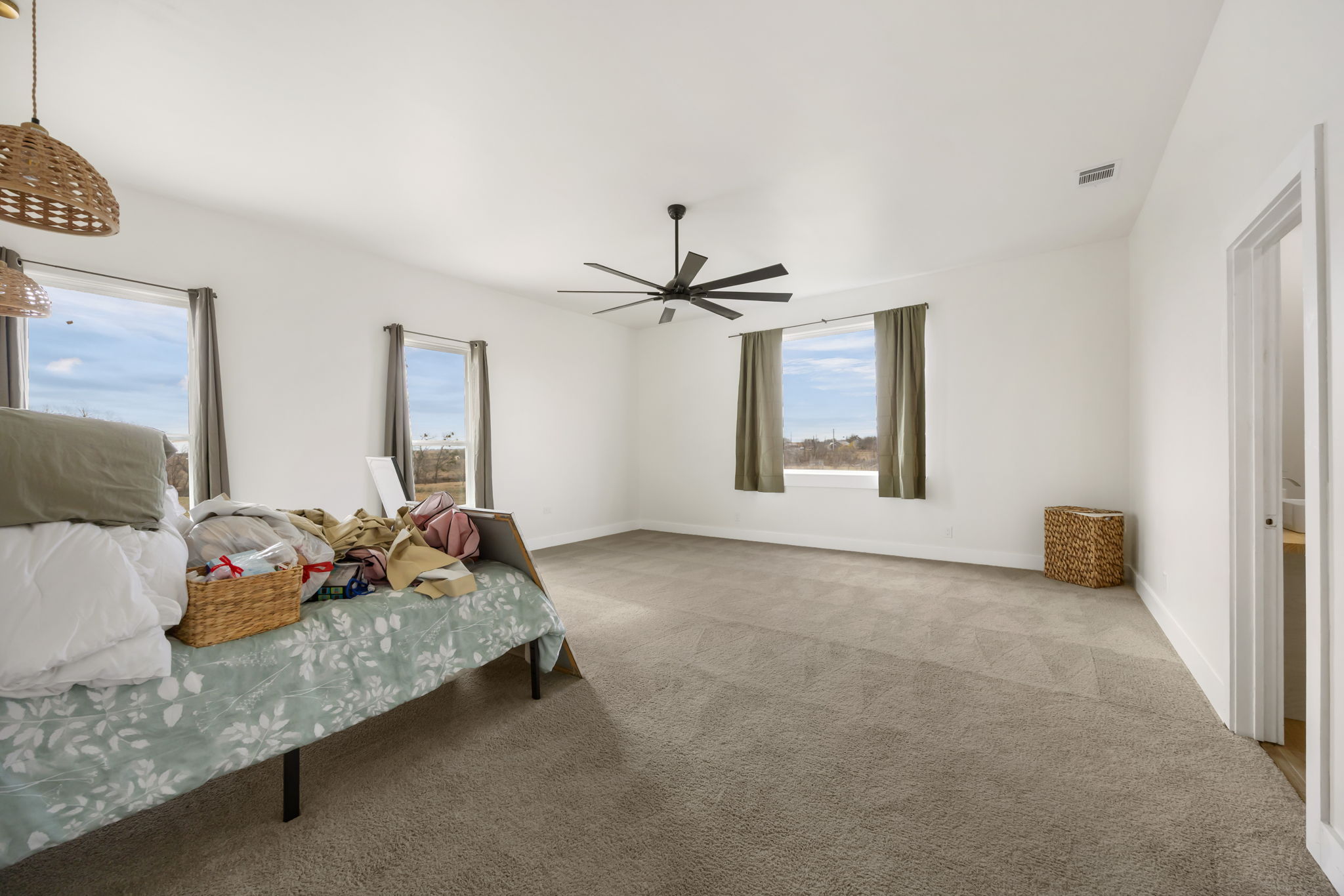 735 County Road 304 East Jarrell, TX 76537 - Photo 21 of 40