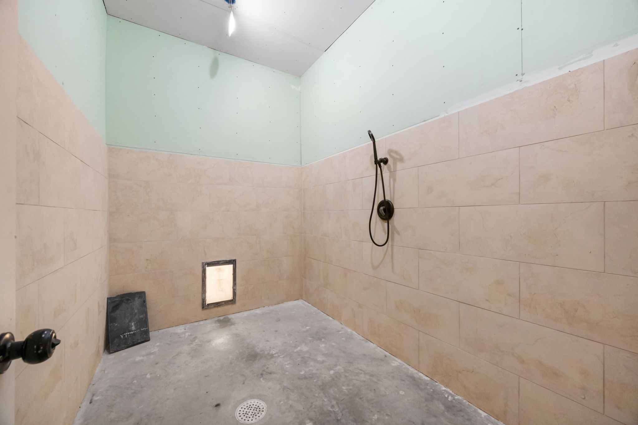 735 County Road 304 East Jarrell, TX 76537 - Photo 28 of 40