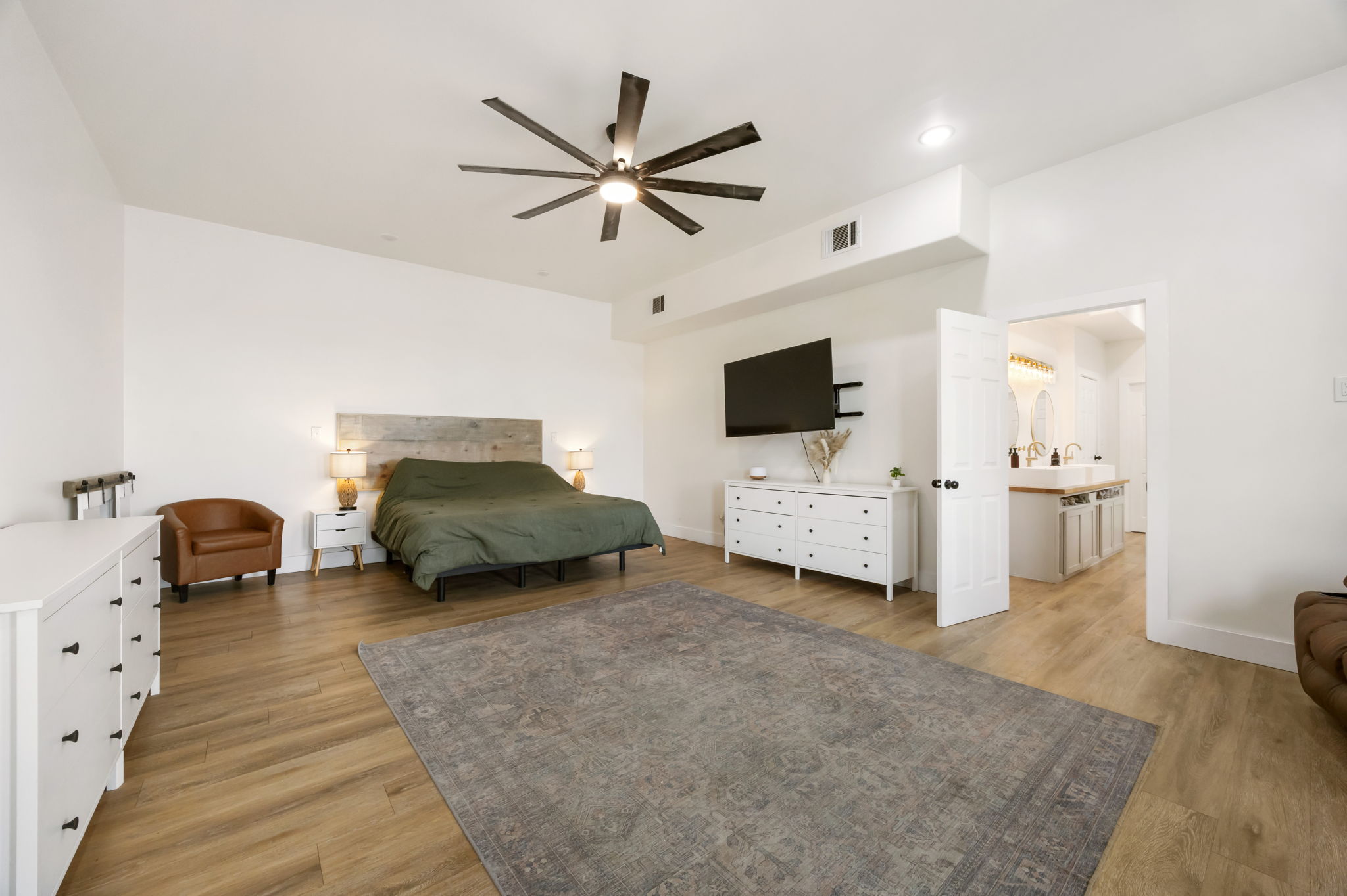 735 County Road 304 East Jarrell, TX 76537 - Photo 30 of 40